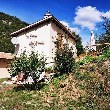 La Casa Del Grillo - Valle Del Menotre - Rasiglia * Orsano
